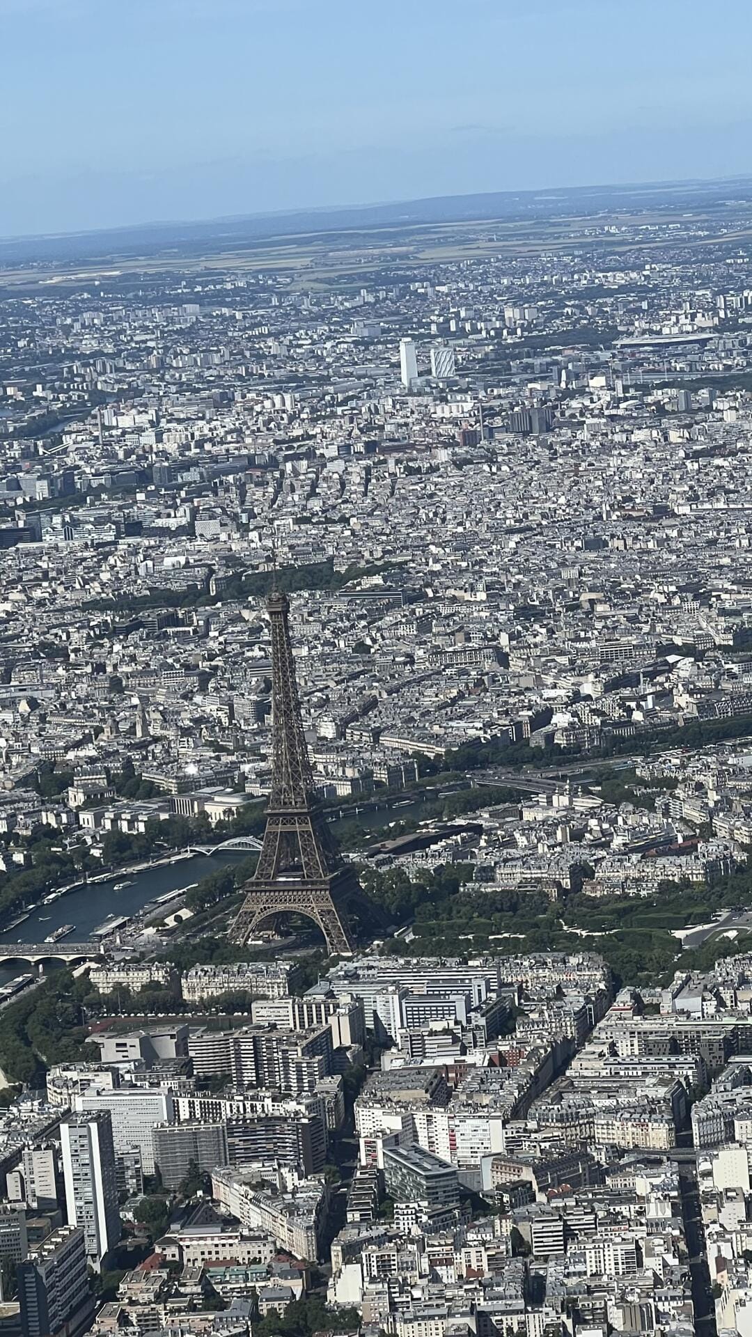 Tour de Paris en hélicoptère R44