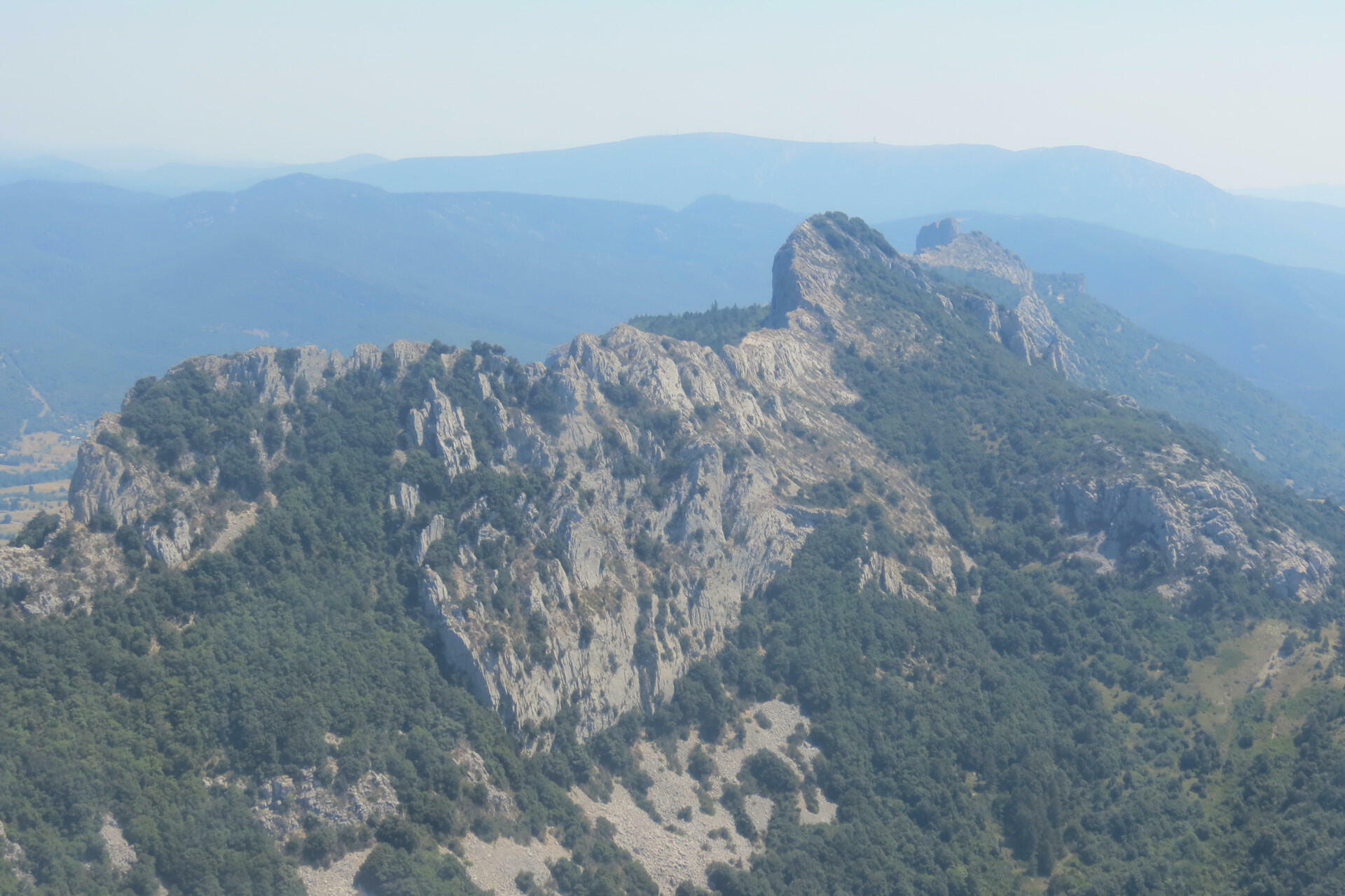 Découverte citée Carcassonne et chateaux Cathares
