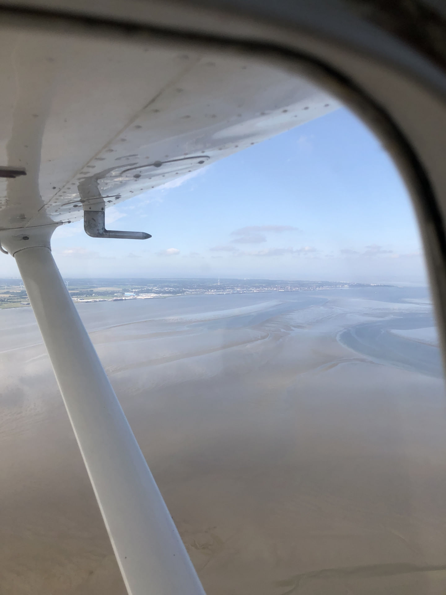 Fliegen wie die Airliner ....EDDH