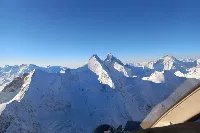 Vol sur mesure en hélicoptère à turbine depuis Sion