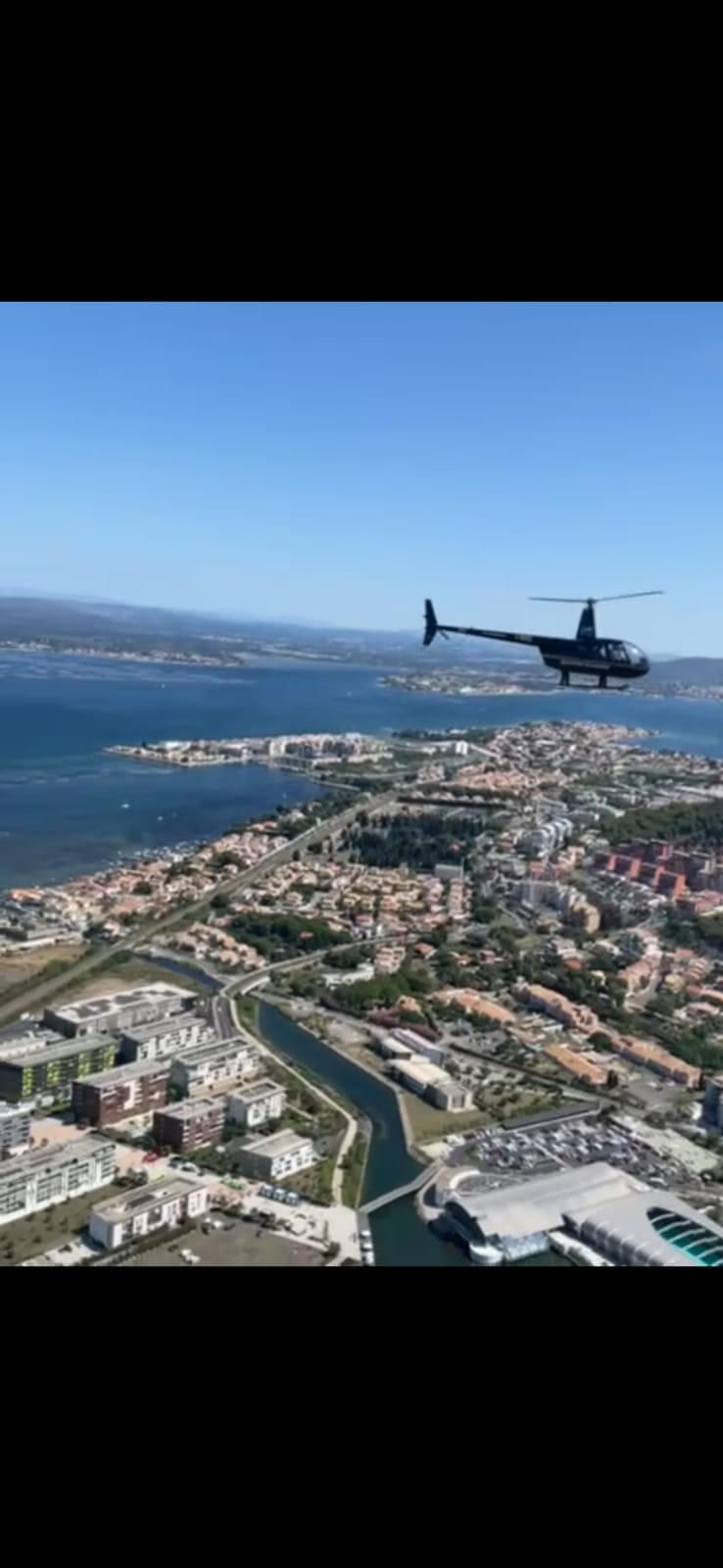 Sete et le bassin de thau en hélicoptère