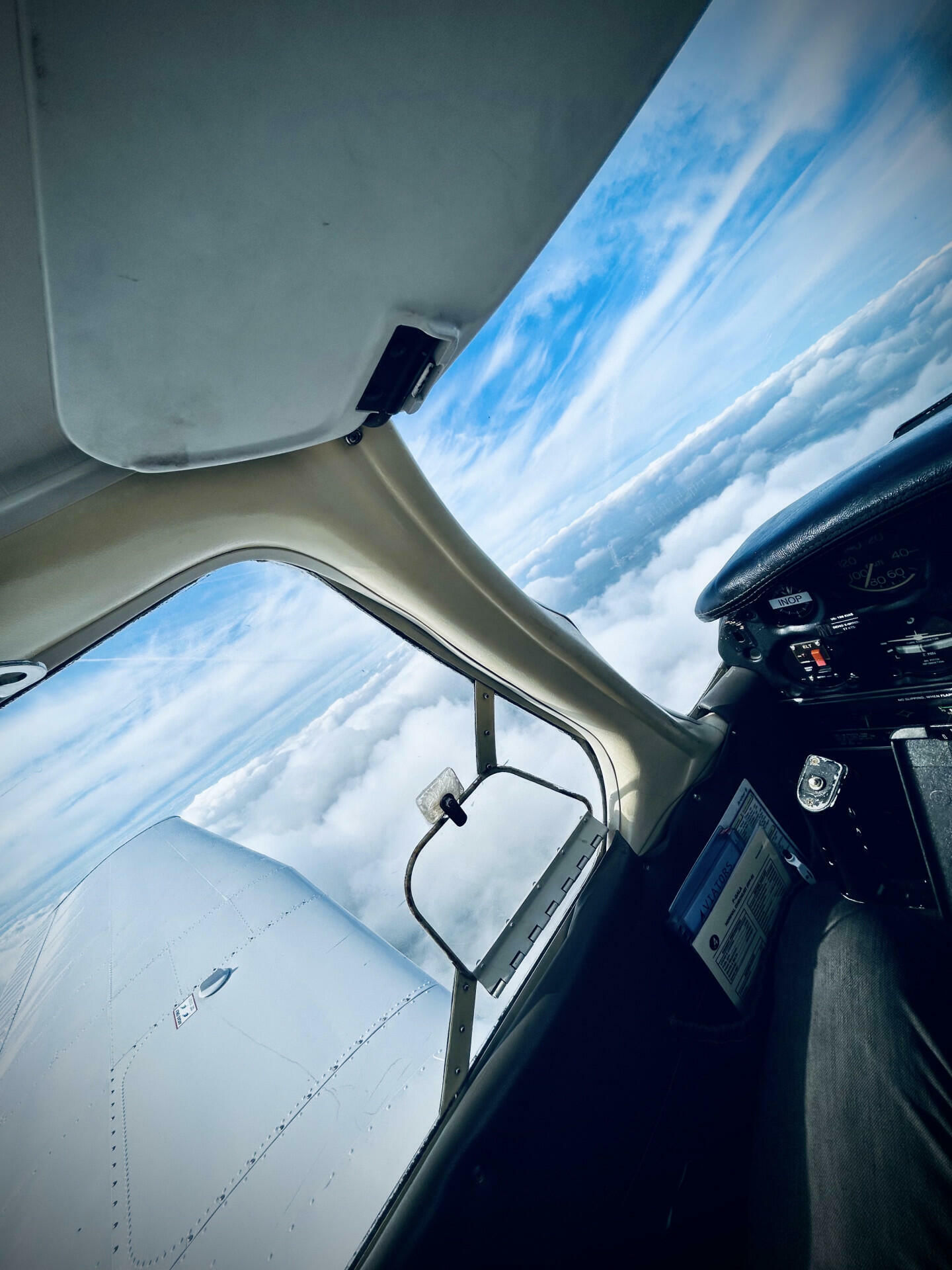 60min Schnupperflug. Beispiel Skyline Frankfurt/ Rheingau