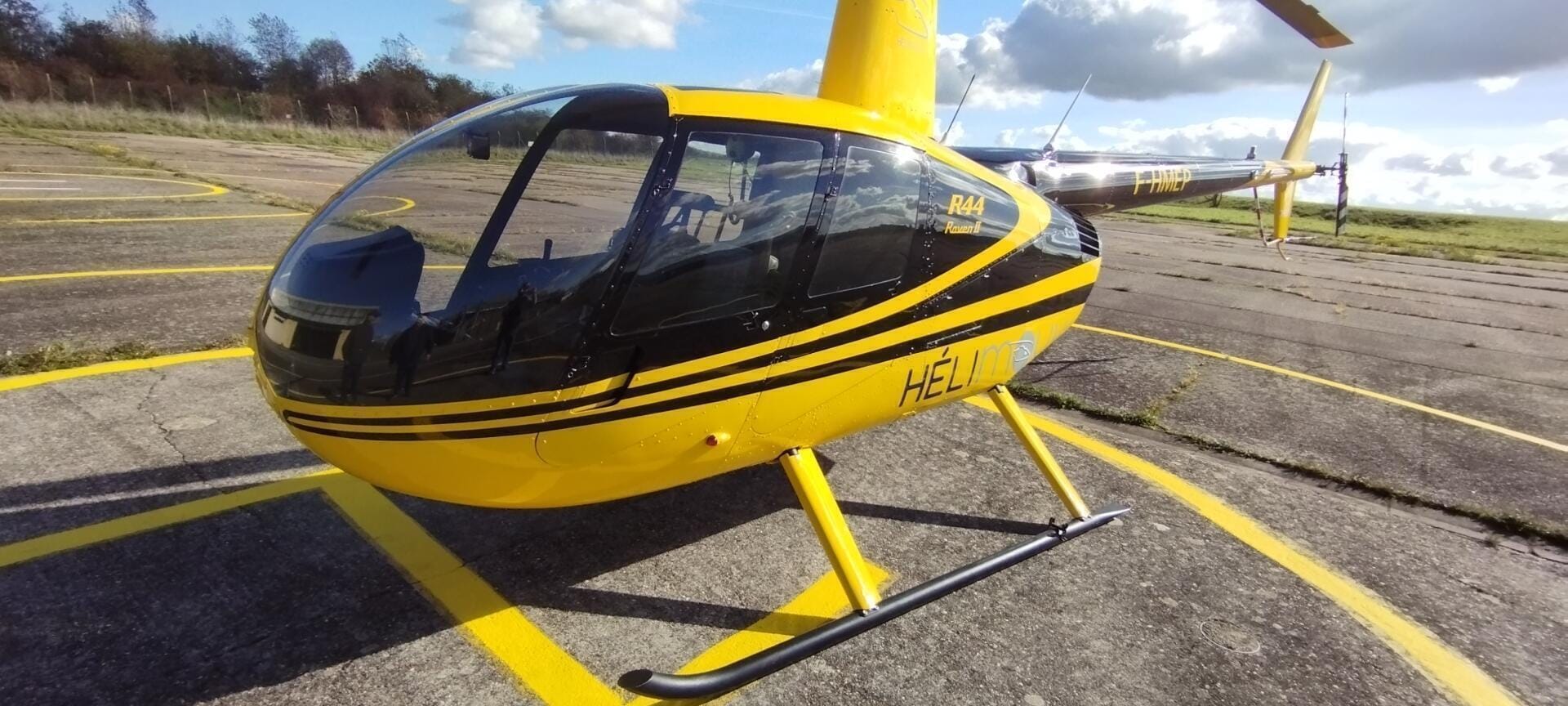 Robinson R44