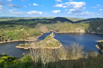 Découvrez les hauts de chaume et les gorges de la Loire !