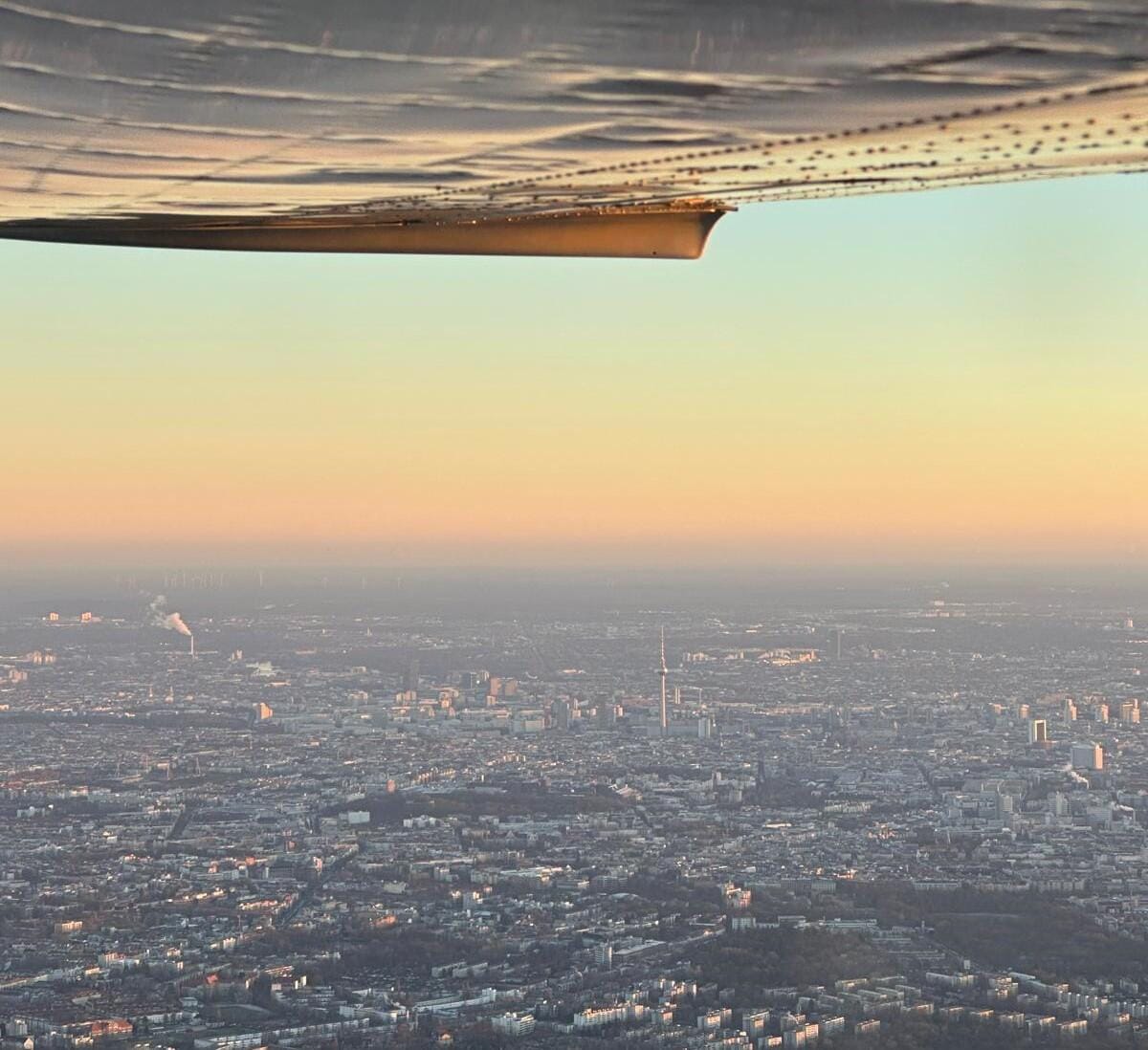 Berlin von oben erleben – Rundflug über die Hauptstadt