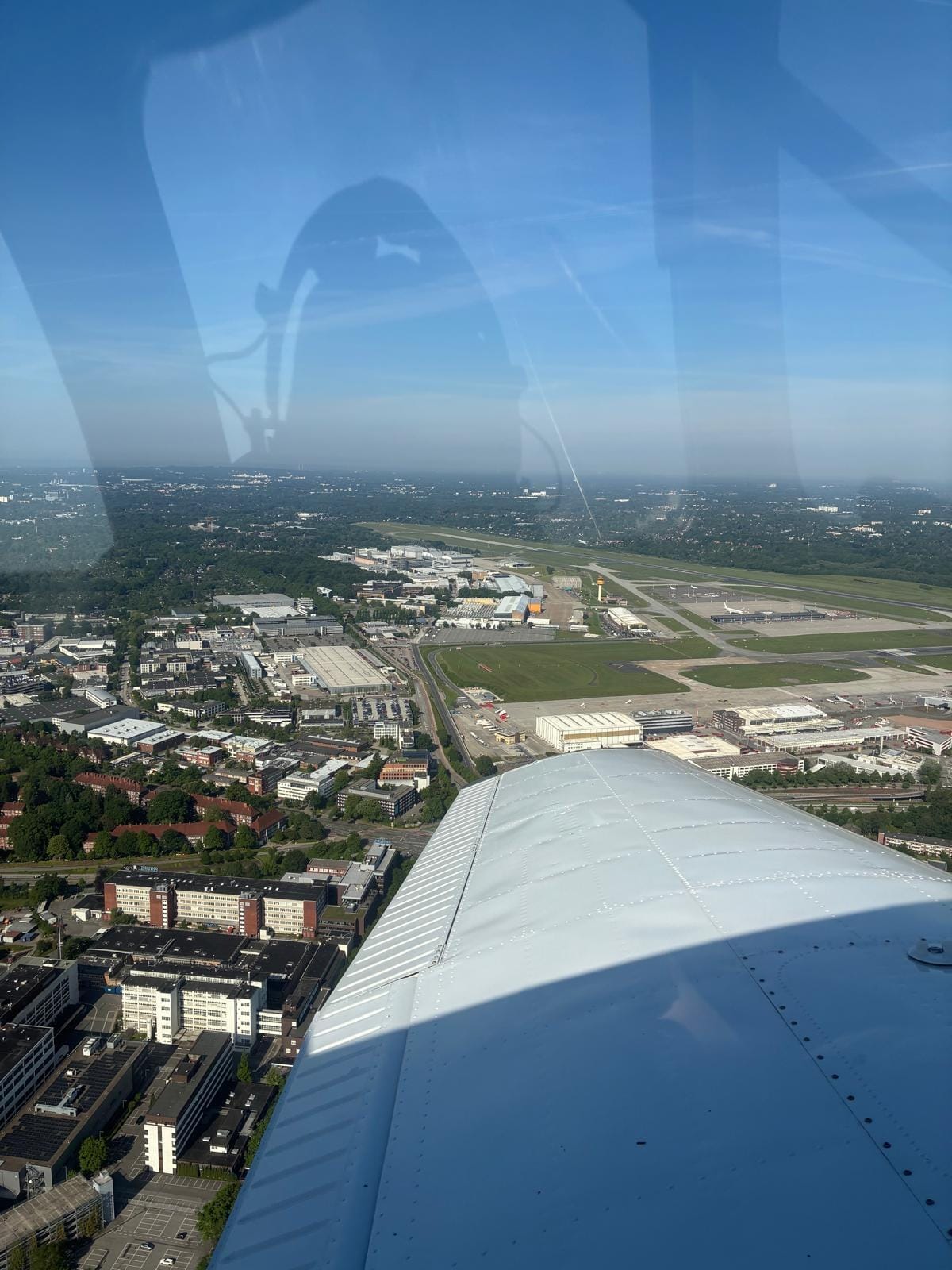 Planespotting: Hamburg Airport & Airbus Finkenwerder