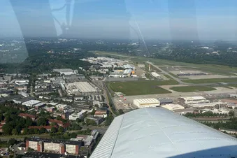 Planespotting: Hamburg Airport & Airbus Finkenwerder