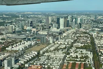 Rundflug um Frankurt City, C172 (150 PS)