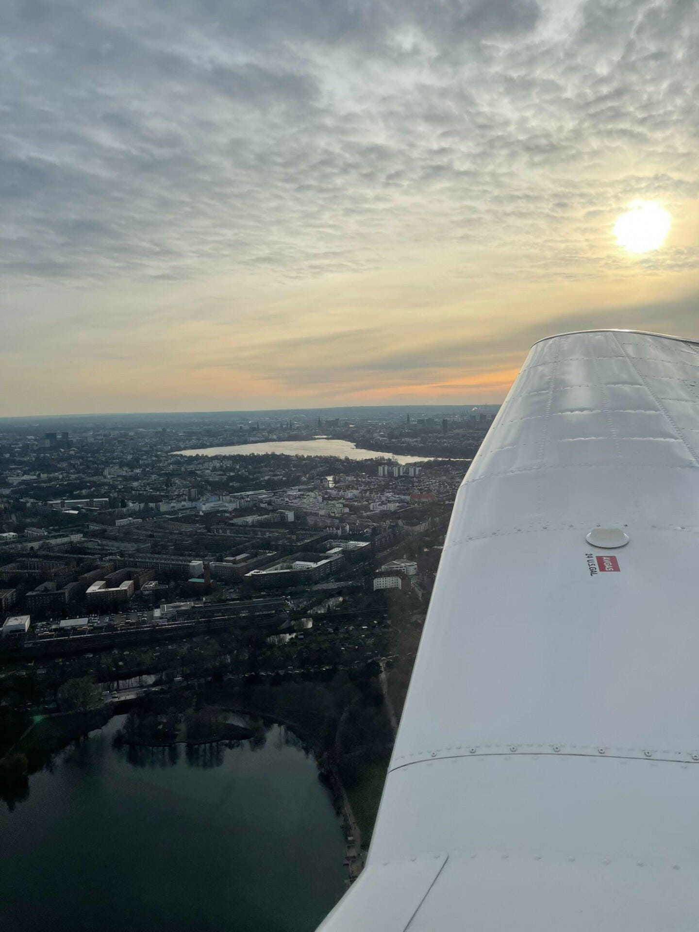 Rundflug über Hamburg, Elbe und Alster