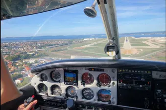 Décollage depuis l'aéroport Marseille Provence