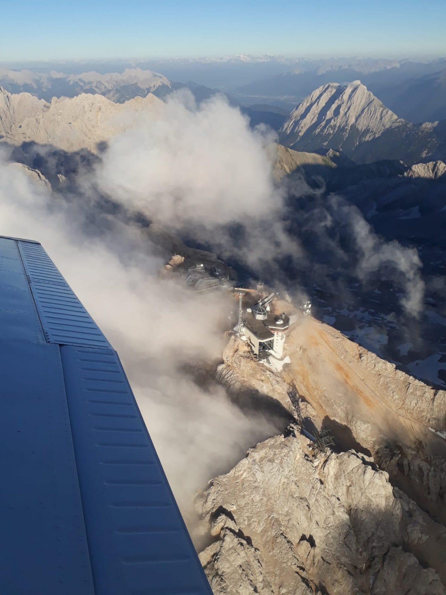 Alpenrundflug -> Zugspitze + Schloss N. (ihr seid zu zweit)