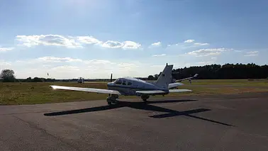 Rundflug - Besondere Wünsche - in Piper PA28 Archer