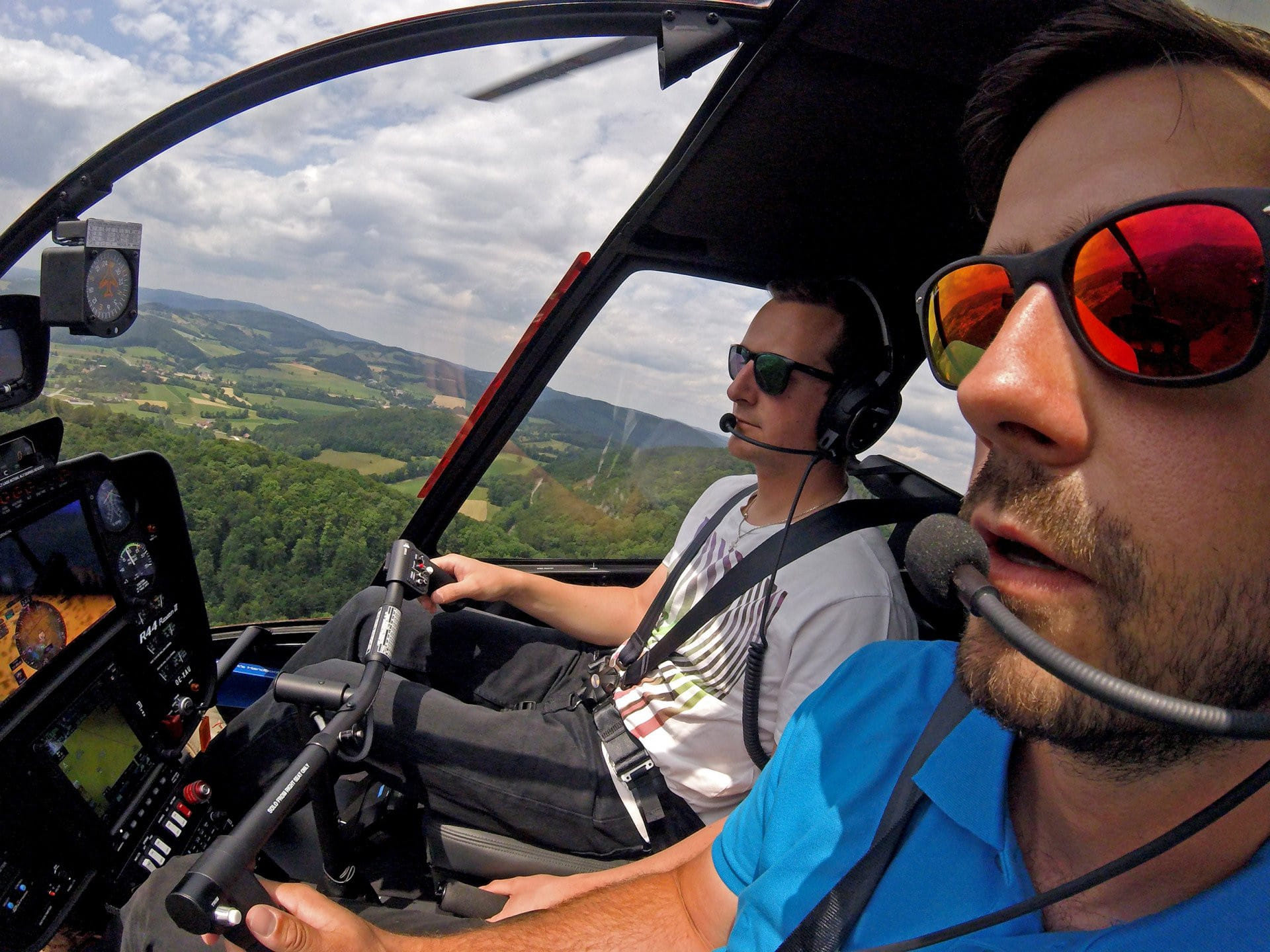 50 Minuten Hubschrauber selber steuern