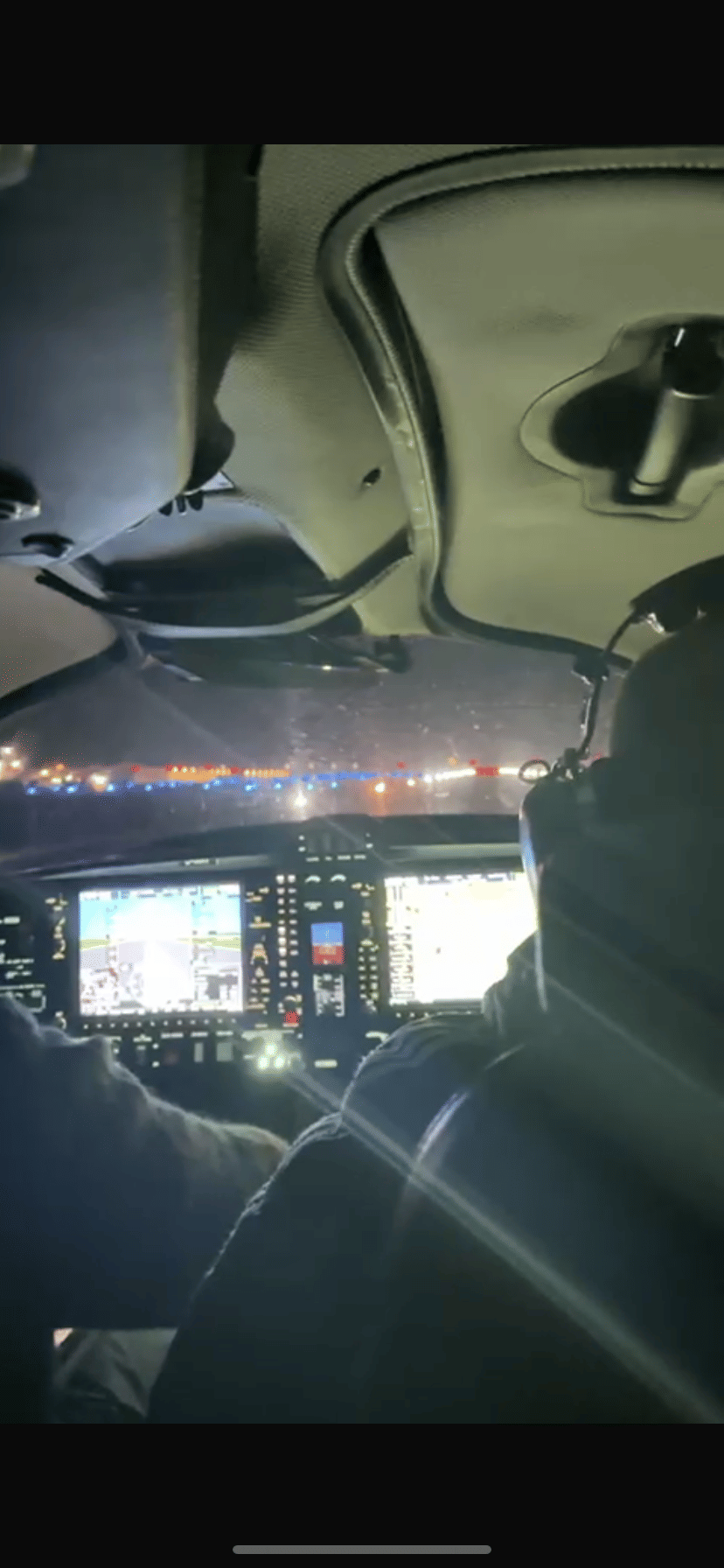 Take-Off bei Nacht auf der Runway 🛫