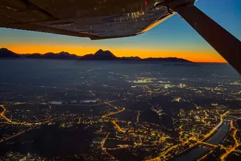 Rundflug zu den schönsten Orten und Bergen der Region