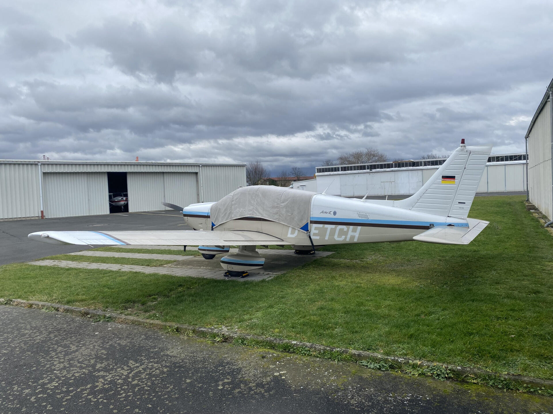 Piper PA-28-181 Archer II