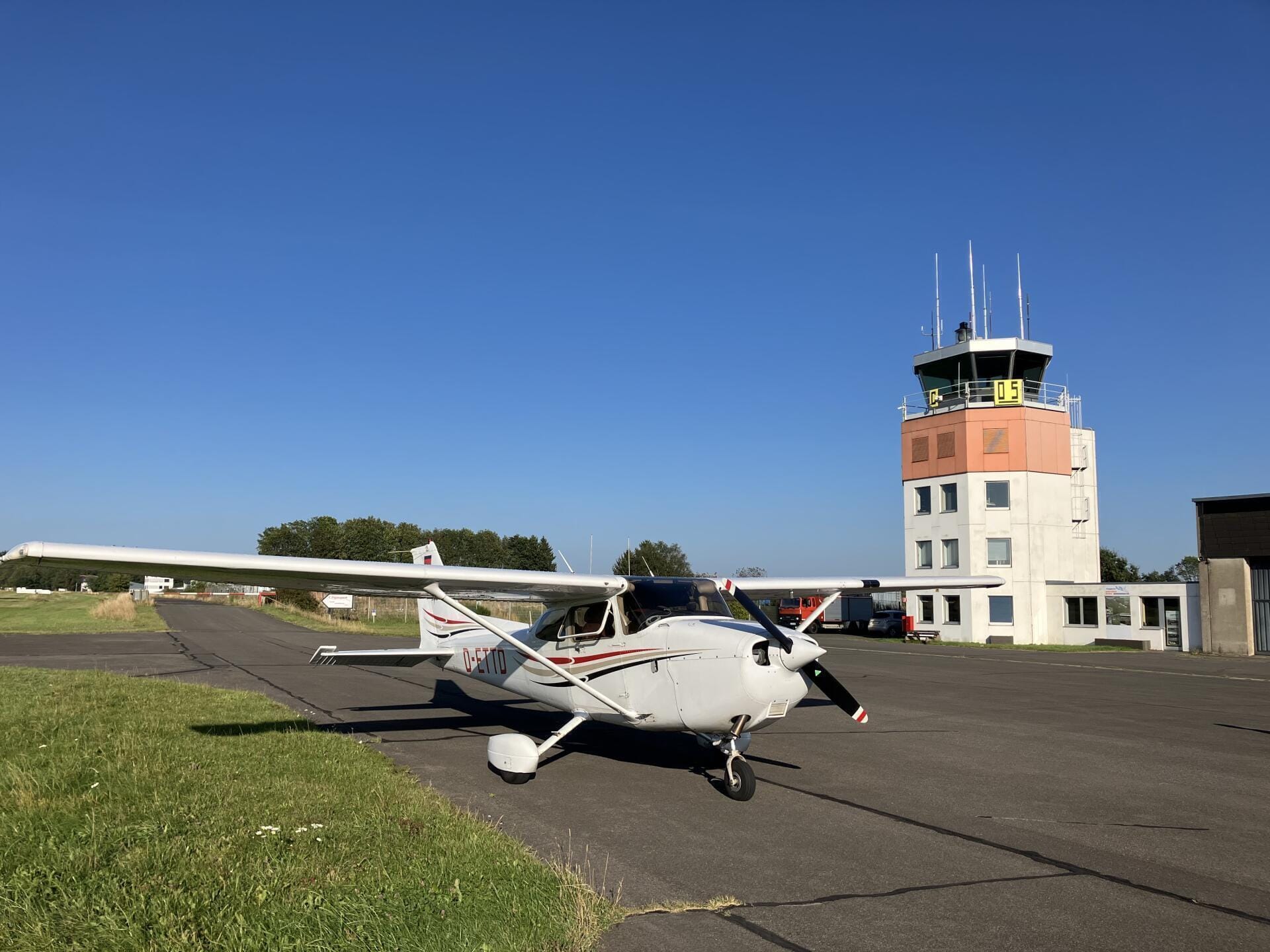 Cessna 172 R