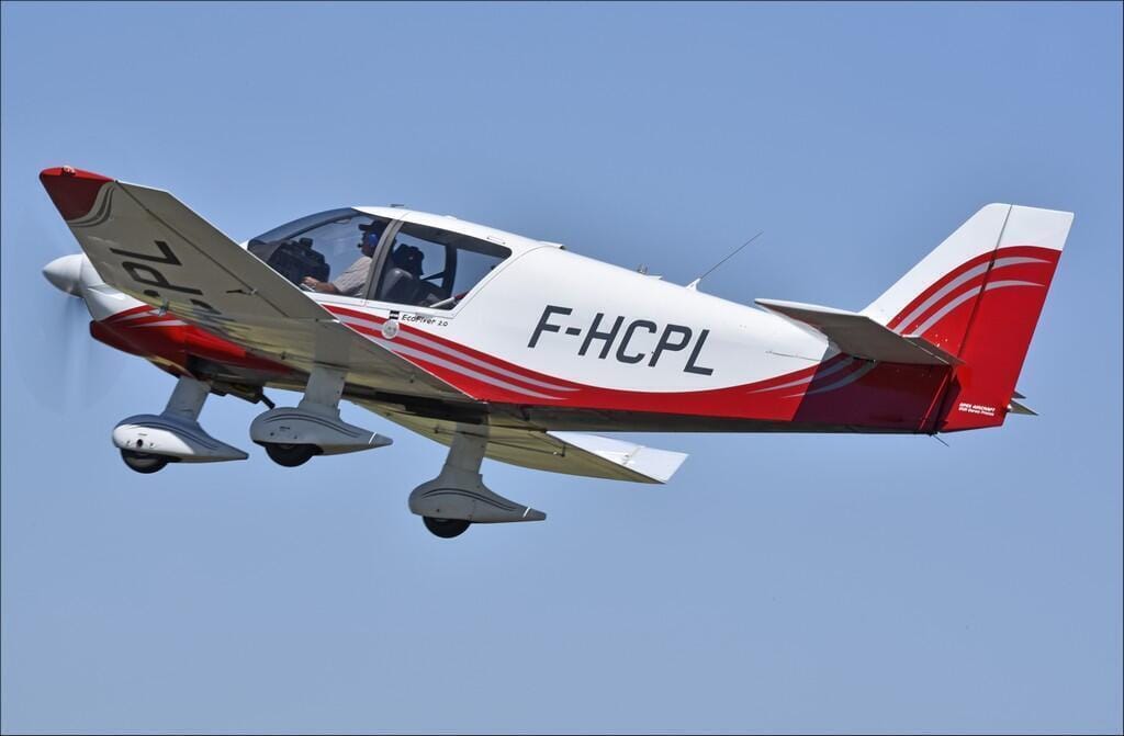 Robin DR400 - 135HP