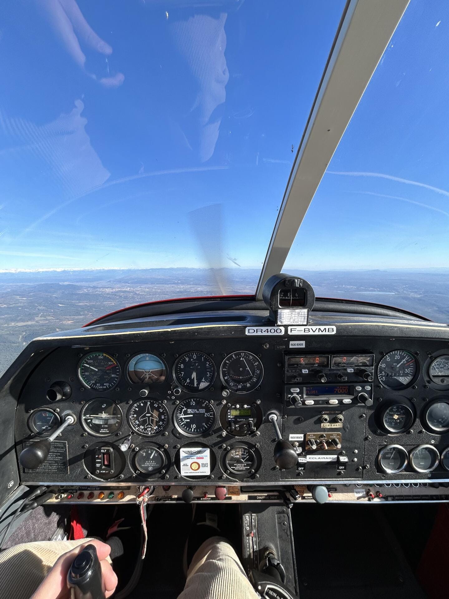 Vue du cockpit du DR400