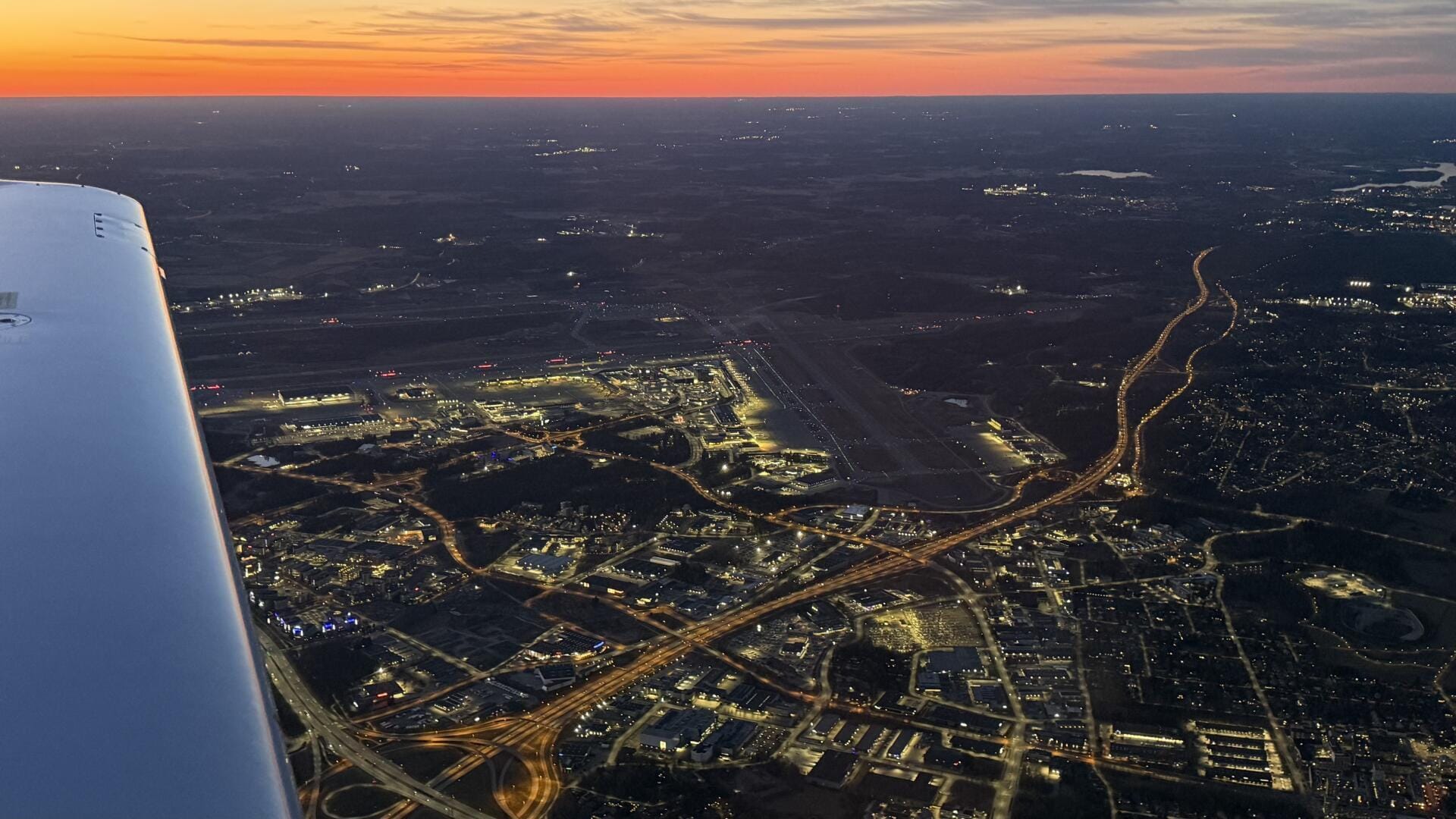 Helsinki Sunset Scenic Flight