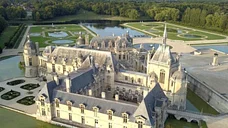 Survol : 25 SITES, 18 châteaux ,Chantilly,Pierrefonds