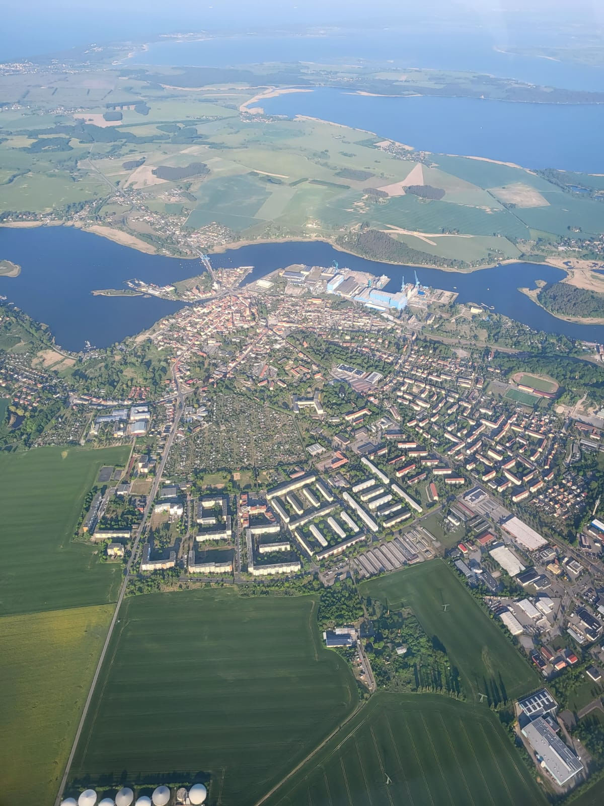 Von Berlin aus in die Müritzer-Narturlandschaft (Rundflug)