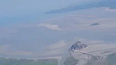 Survol du Mont Saint Michel depuis Valframbert