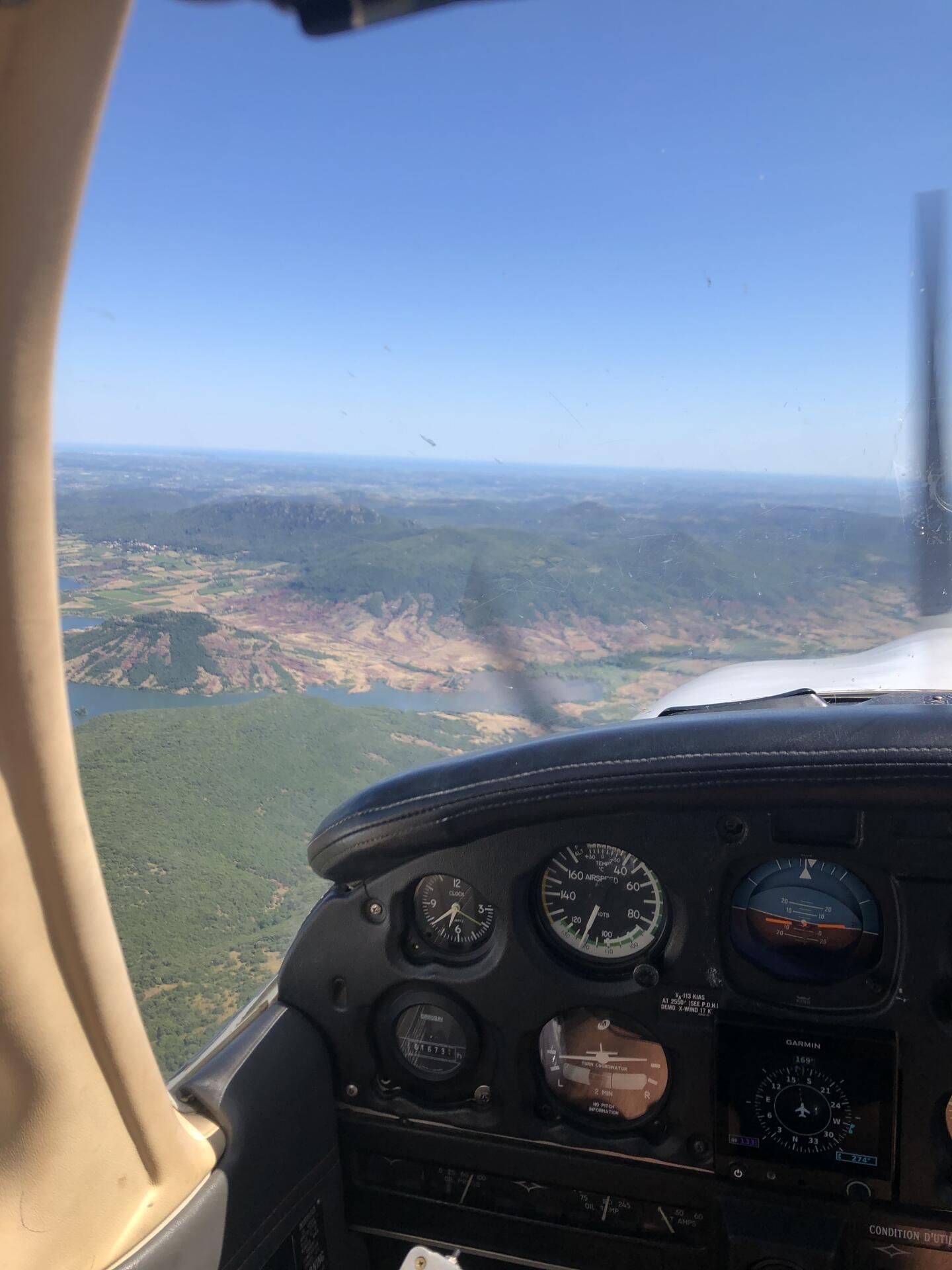 Découverte aérienne du Lac du Salagou et du Haut-Languedoc
