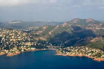 Balade Cannes et St-Tropez, îles de Lérins  en Bimoteurs