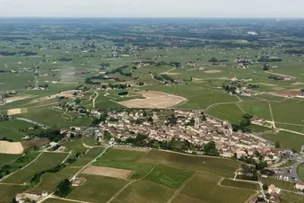 Les Vignobles et Châteaux vus du ciel