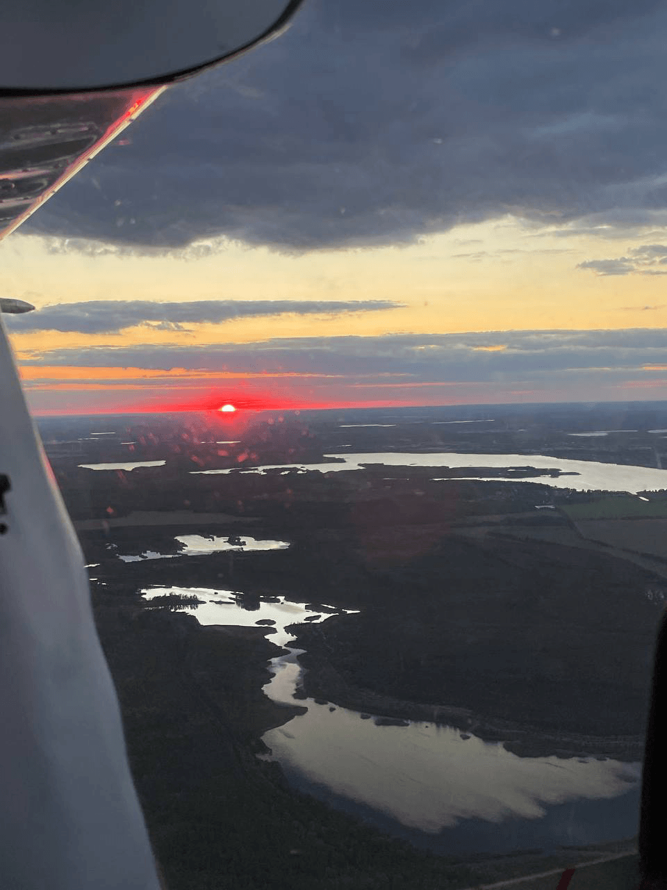 Flug über dem Nationalpark (Sächsische Schweiz) + Dresden