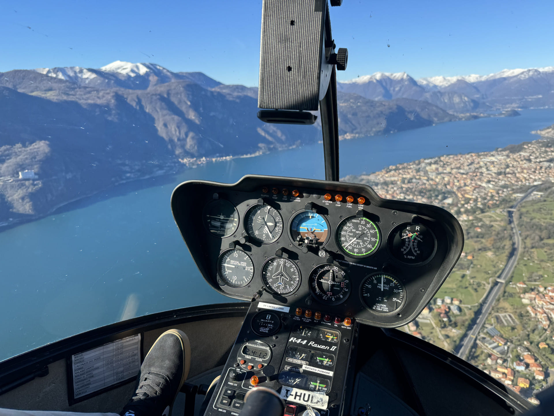 Volo sui laghi di Como e Lecco