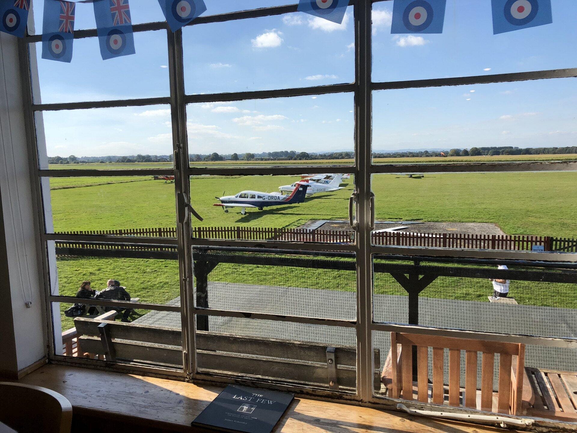Lunch at Sleap on the Welsh border