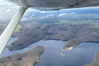 Flug über Tagebau, Kölner Dom und Siebengebirge