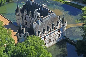 Balade aérienne : Châteaux de la Loire Ouest (2 passagers)