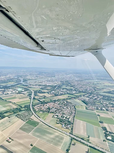 ★ „Frankfurt & Taunus von oben“ ab Egelsbach