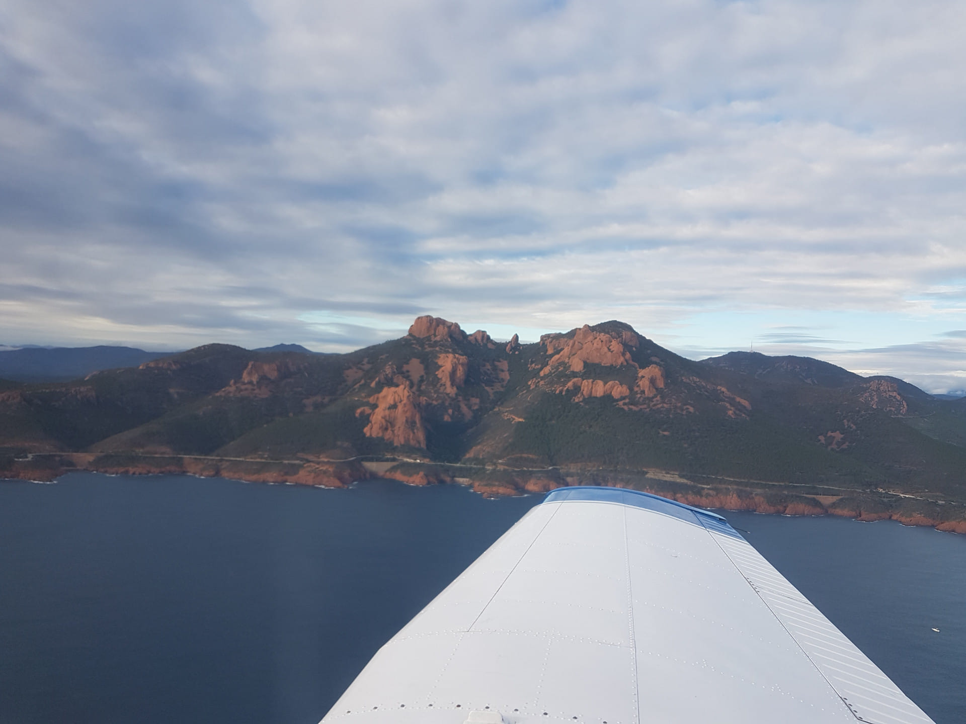 Balade jusqu'à la frontière italienne, retour par la côte