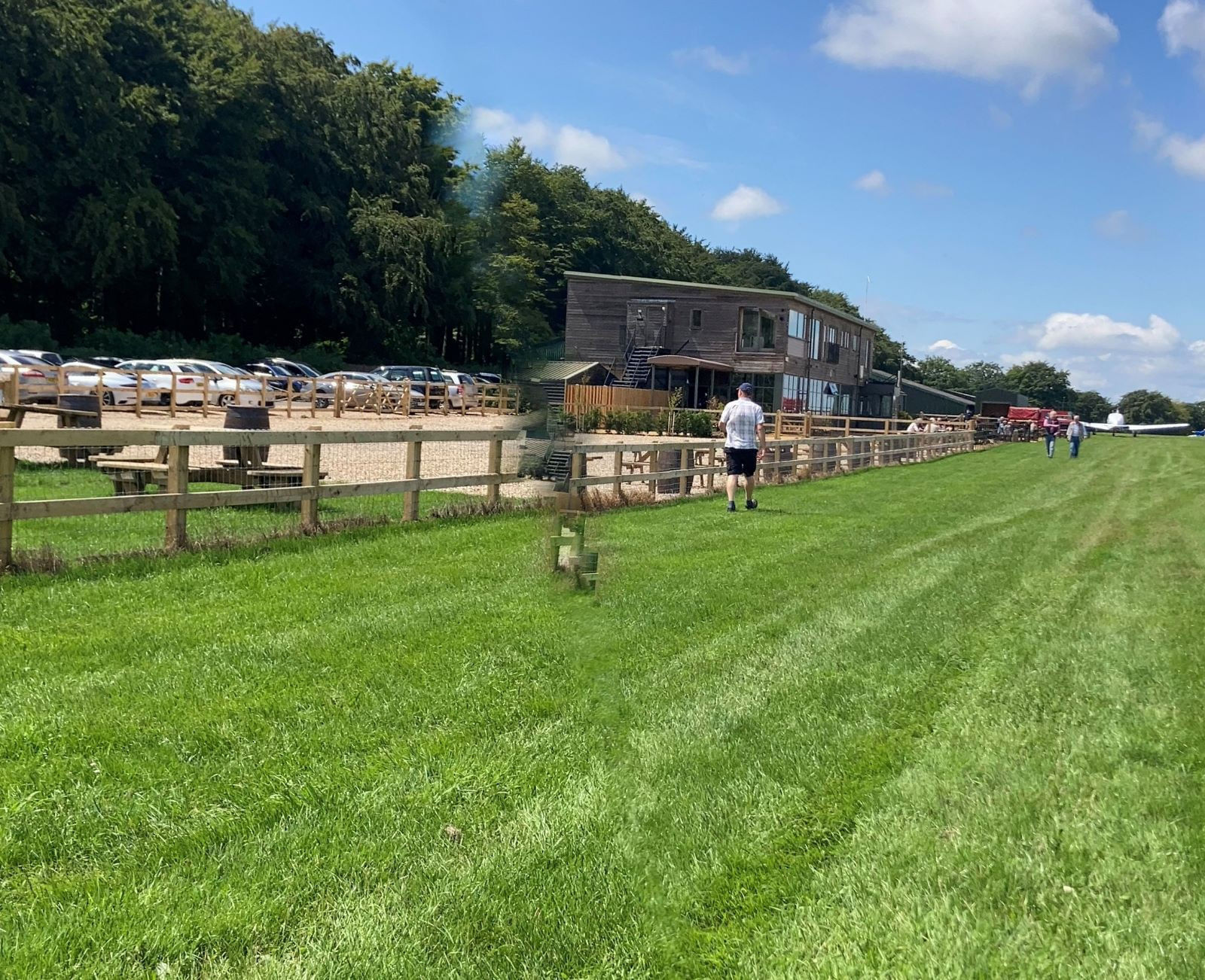Fly to Compton Abbas in Dorset for lunch