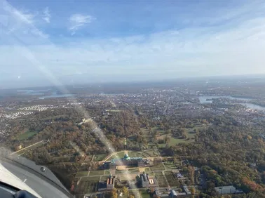 Flyover über Berlin ab Strausberg