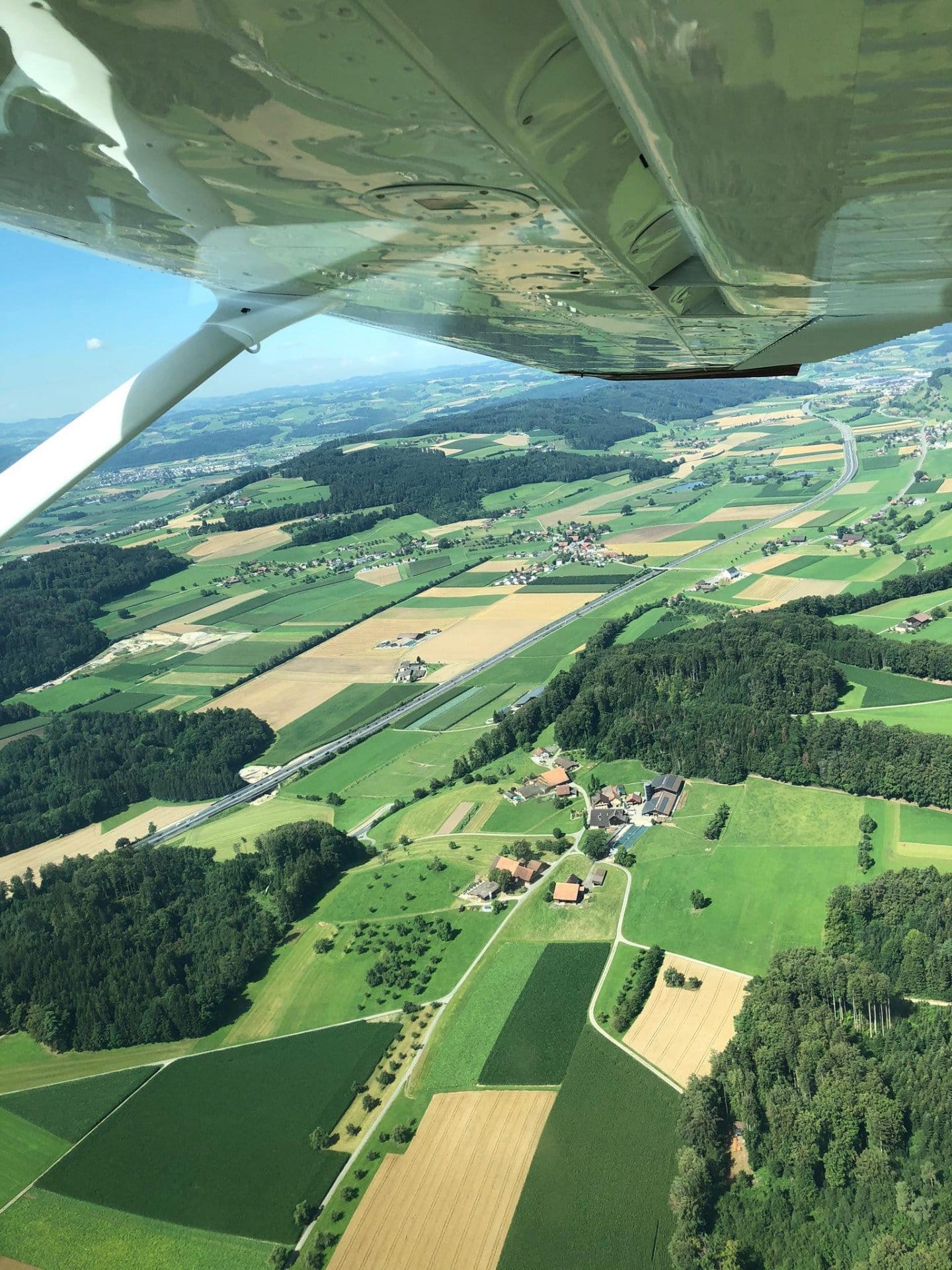 Bundeshauptstadt Bern mit Landung in Belp / Captial Berne with a landing in Belp