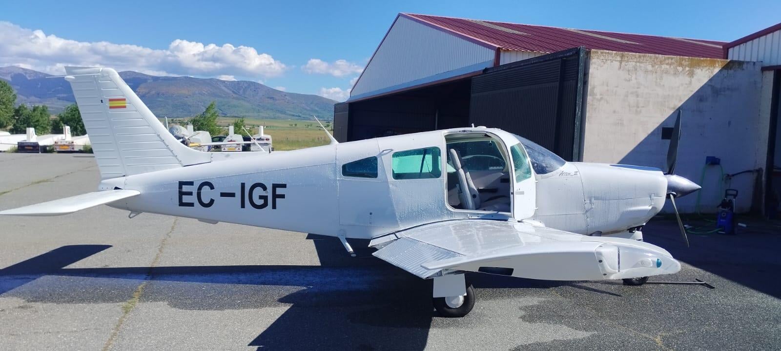 Piper PA28 Arrow III