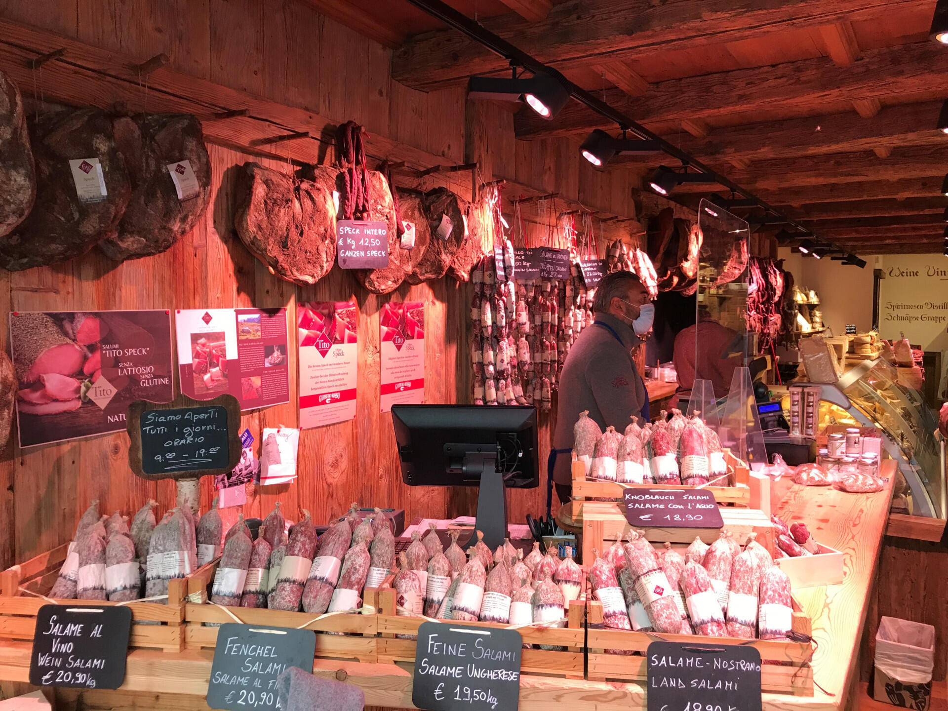 Reichliche lokale Köstlichkeiten