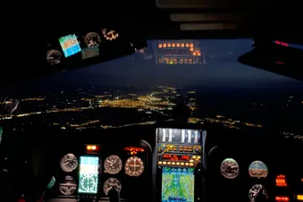 Balade aérienne : coucher de soleil et vol de nuit