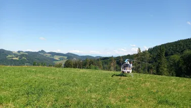 Kleiner Jura-Flug mit Aufenthalt am Bergrestaurant