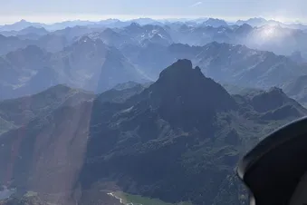 Pïc du Midi d'Ossau en été