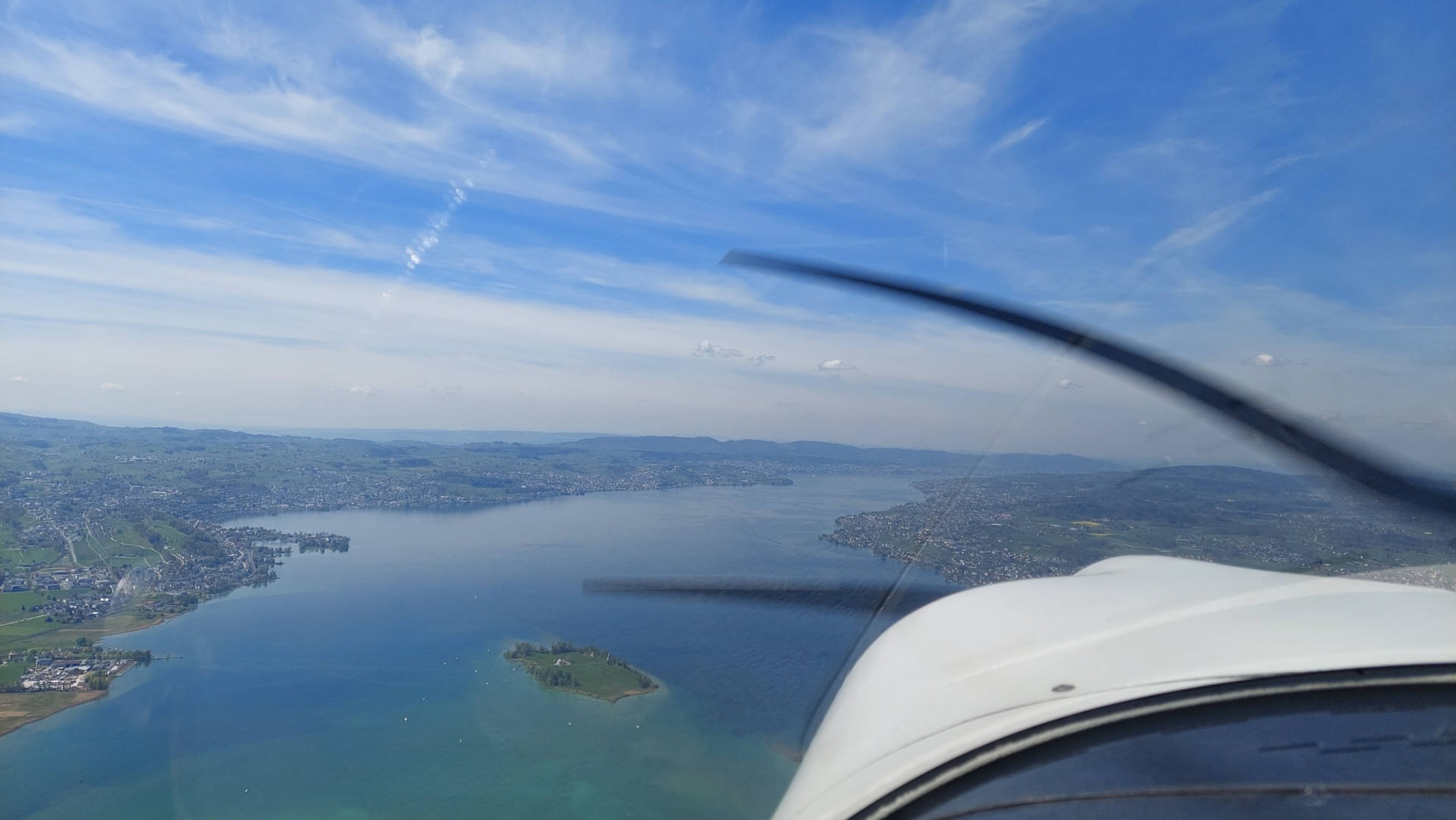 Grosser Rundflug zum Rheinfall, Vierwaldstättersee, Bodensee