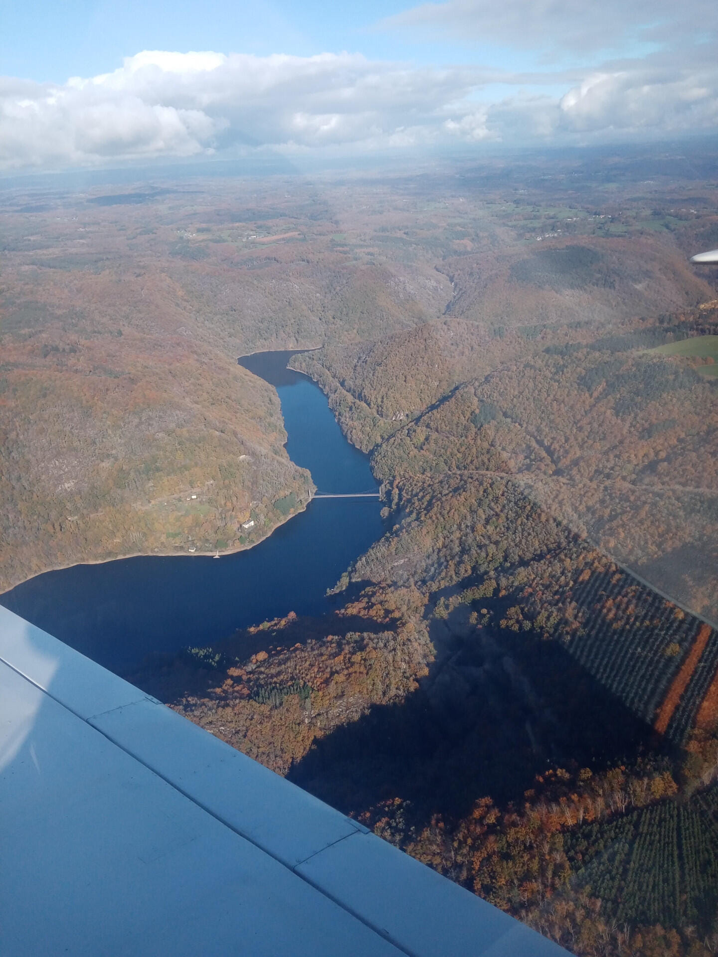 Découverte des Gorges de la Dordogne depuis le ciel