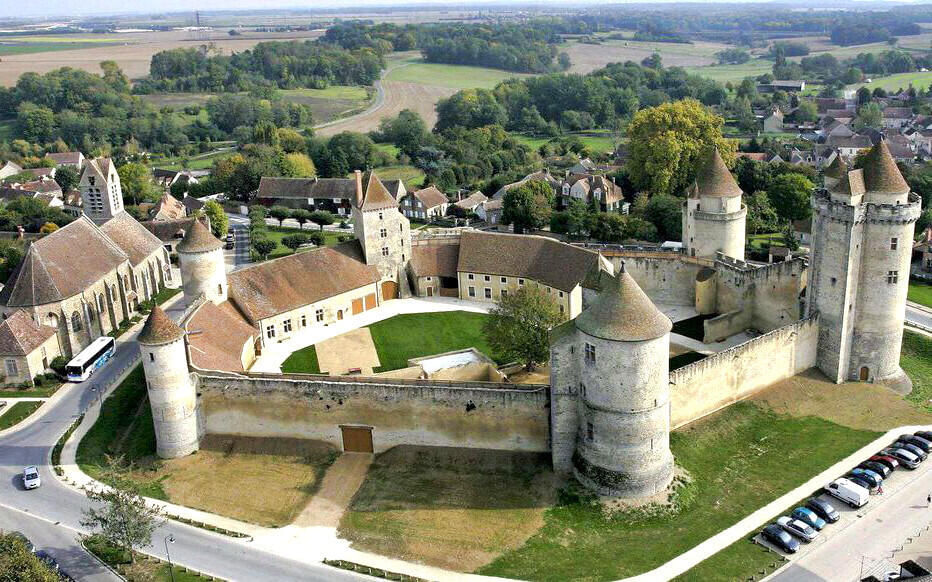 Château de Blandy Les Tours