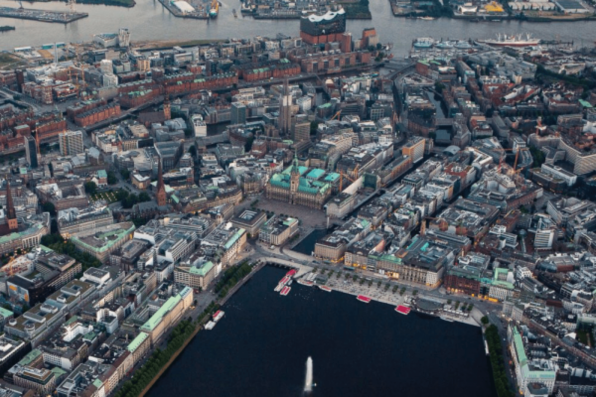 Rundflug über Hamburg in Cessna 172 (3 Passagiere)