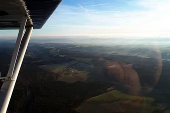 Vogelperspektive auf Coburg: Ein unvergesslicher Rundflug